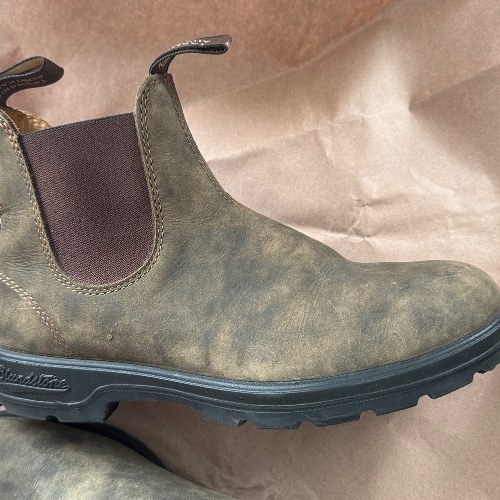 BLUNDSTONE CHELSEA SLIP ON BOOT USW 9.5 - Picture 3 of 9